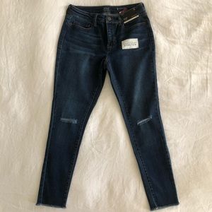 a.n.a High Rise Skinny Stretch Jeggings Size 8